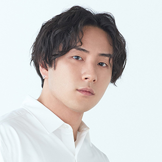 鈴木崚汰
